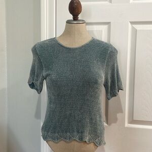 Vintage Y2K Super soft turquoise short sleeve sweater scalloped edges women’s